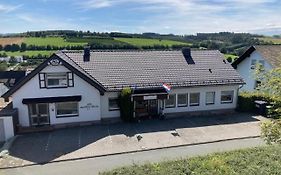 Bed&Breakfast Weisser Stein
